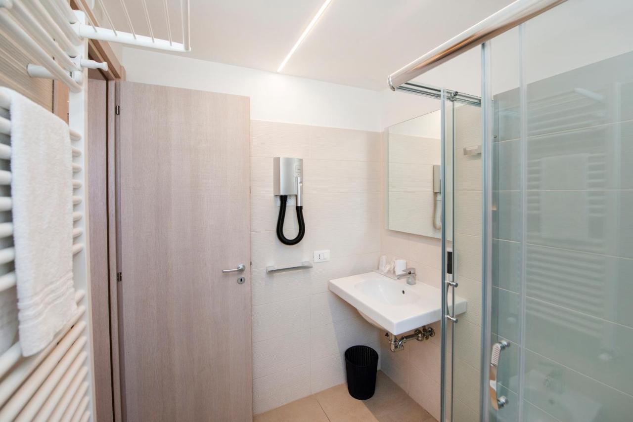 Gu Hotel Тіволі-Терме Екстер'єр фото