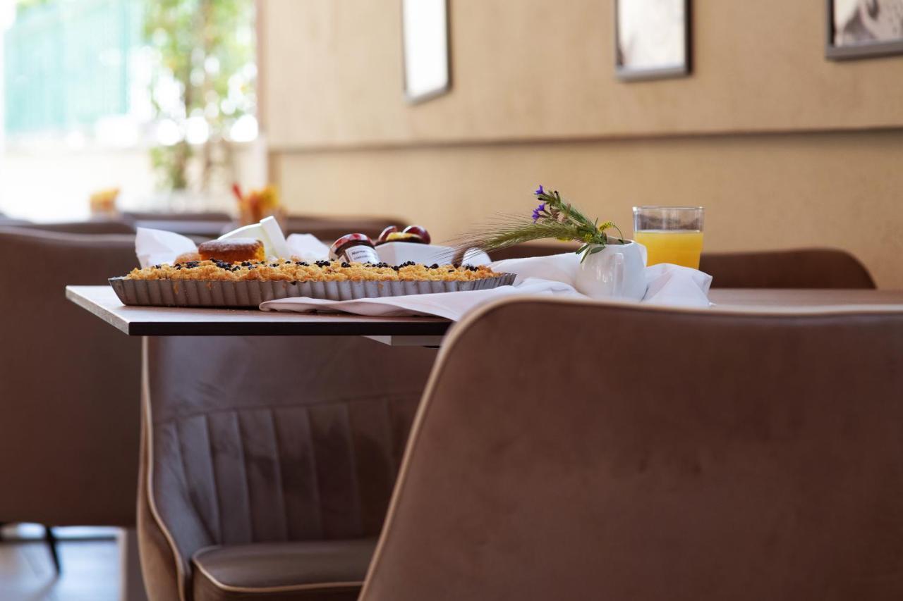 Gu Hotel Тіволі-Терме Екстер'єр фото